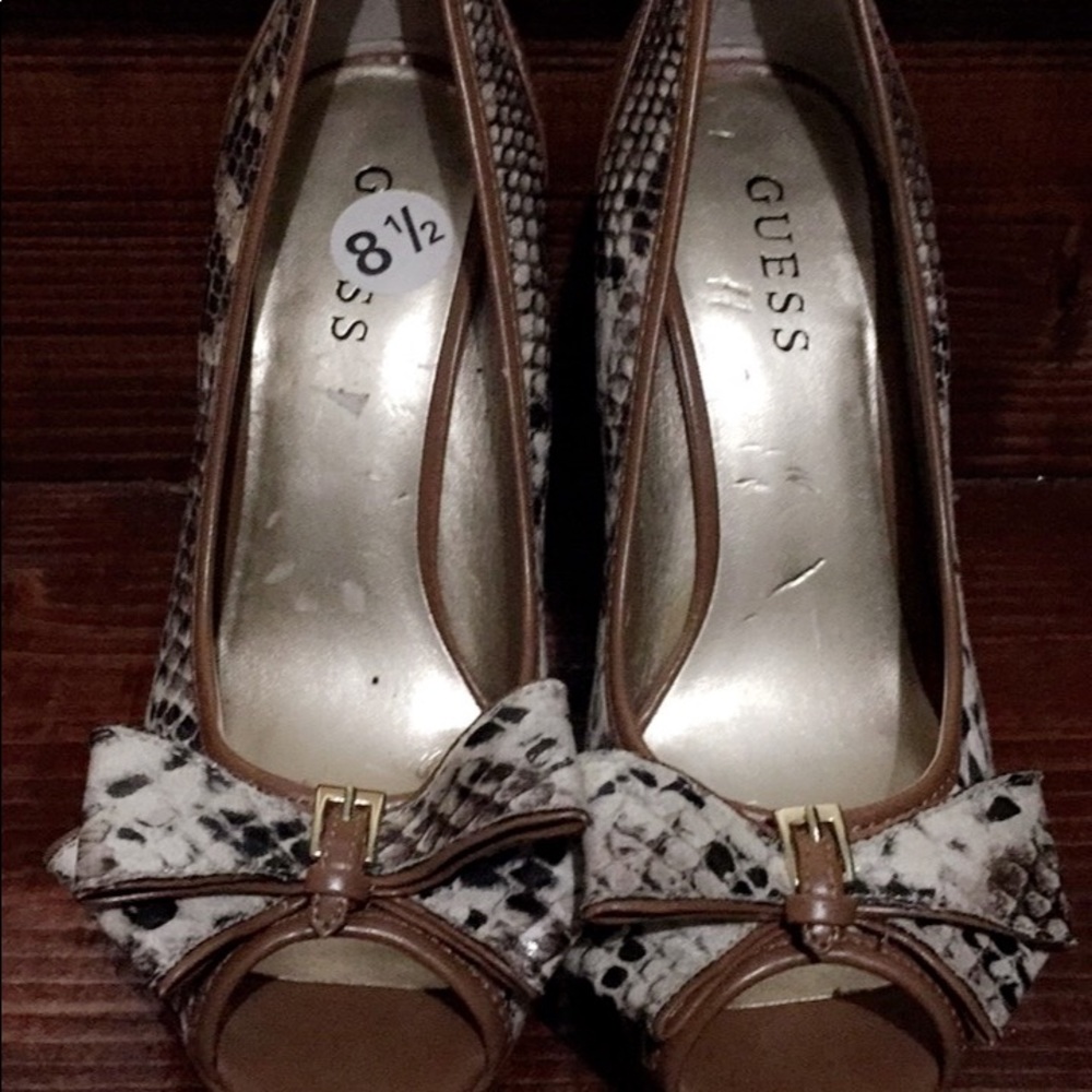 Heels - Picture 2 of 4